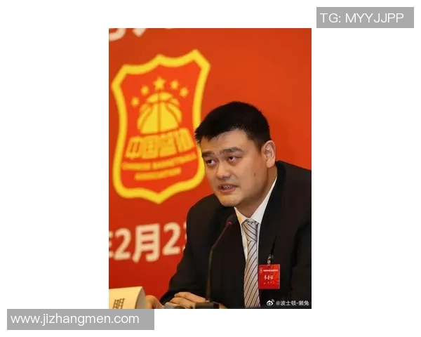 姚明回归上海篮球教练岗位助力青年球员成长与发展