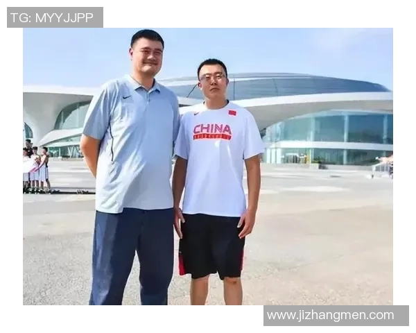 姚明的身材变化与篮球生涯的关系探讨是否真的很胖呢