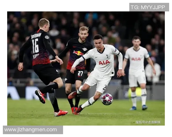 欧冠焦点战：多特蒙德与拜仁激战成平局乌龙球引发全场热议