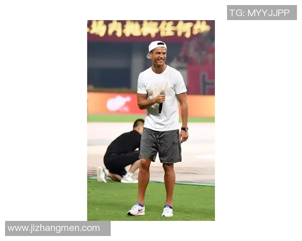 欧联杯精彩对决巴萨逆转曼城6比2引爆全场激情瞬间集锦