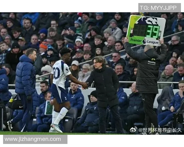 英超焦点战里昂小胜热刺全场哀叹转会传闻再起