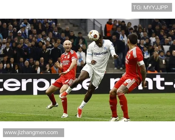 中超激战本菲卡与国米握手言和红牌事件引发全场热议集锦回顾 中超激战本菲卡与国米握手言和红牌事件引发全场热议集锦回顾