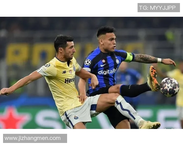 友谊赛精彩对决本菲卡与国米战成平局全场气氛热烈 友谊赛精彩对决本菲卡与国米战成平局全场气氛热烈