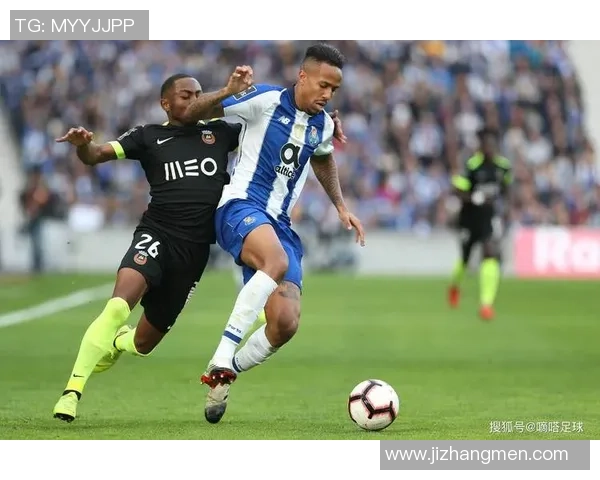 波尔图震撼全场以5-0大胜AC米兰晋级世界杯精彩集锦回顾 波尔图震撼全场以5-0大胜AC米兰晋级世界杯精彩集锦回顾