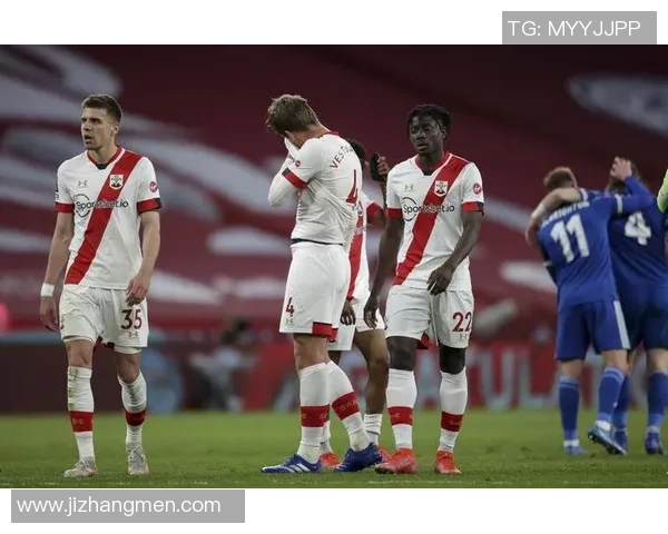 欧联杯激战尤文图斯大胜本菲卡红牌事件引发全场热议 欧联杯激战尤文图斯大胜本菲卡红牌事件引发全场热议