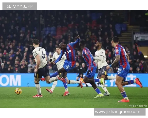 西甲激战巴黎圣日耳曼点球险胜利物浦引发转会热议