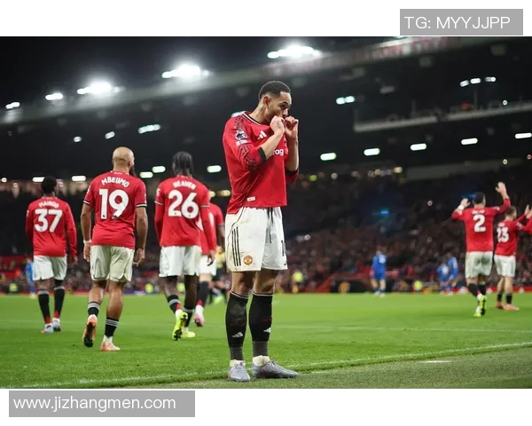 英超焦点战曼联与巴萨握手言和0比0冷门引发全场热议 英超焦点战曼联与巴萨握手言和0比0冷门引发全场热议